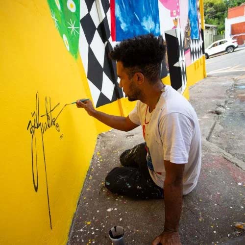 Festival reúne arte urbana, oficinas de artes visuais, pintura e música, propondo um mergulho no cenário de Itabira