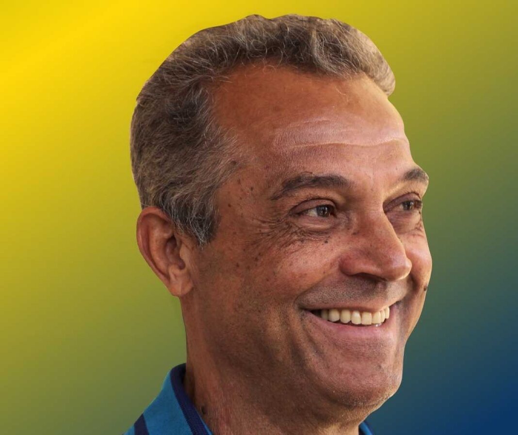 Concorrendo pelo PSD, o servidor público aposentado, de 67 anos, derrotou Zé Mota (Avante), Joãozinho de Dona Luzia (Republicanos) e Lindembergue Godinho (PL) nas eleições