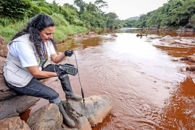 Por meio do Programa de Universalização do Saneamento Básico, 26 municípios atingidos pelos rejeitos da barragem da Vale poderão dar início a uma série de ações estruturantes e estruturais no âmbito do acordo de reparação