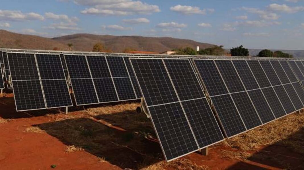 Potência fiscalizada em energia solar fotovoltaica gerados atualmente no estado poderiam substituir a produção das usinas Petrobras, Eneva e UTE GNA I