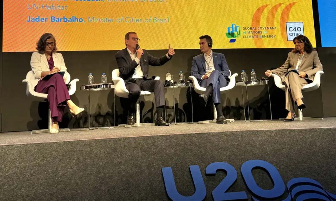 Sem Título-8 Verbas públicas para financiar projetos são demandas de 60 prefeitos que participam do fórum urbano do G20