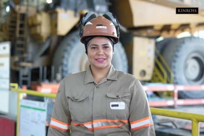 mineradora-kinross-1536x1024-1 As oportunidades na mineradora Kinross Brasil são para diferentes áreas, oferecendo aos profissionais a chance de integrar a equipe de uma companhia de renome internacional, integrante do grupo canadense Kinross Gold Corporation