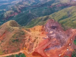 Denúncias indicam que a Fleurs Global Mineração está provocando danos irreversíveis ao meio ambiente e ao patrimônio histórico na Serra do Curral, em Sabará, região metropolitana de Belo Horizonte