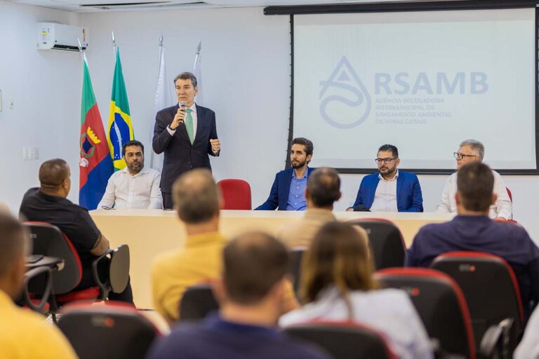 Vale do Aço: prefeitos participam de evento com foco em saneamento básico Vale do Aço: prefeitos participam de evento com foco em saneamento básico
