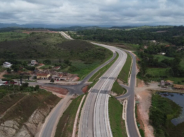 De acordo com um estudo realizado pela consultoria Houer, sob encomenda do Conselho de Infraestrutura da Federação das Indústrias de Minas Gerais (FIEMG), a privatização e duplicação da BR-381 têm o potencial de atrair investimentos privados substanciais