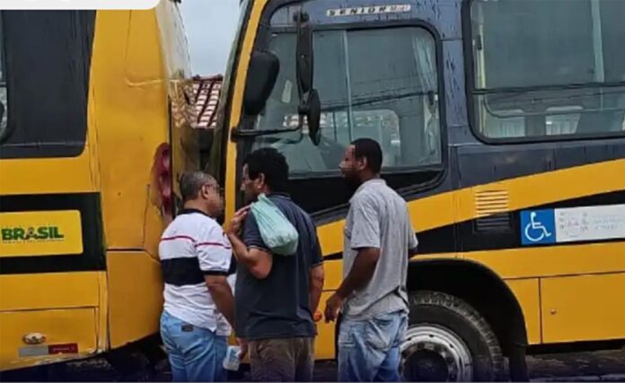 Sem Título-1 Morador da comunidade quilombola do Barro Preto morreu em decorrência de brincadeira de outra criança enquanto os veículos estavam estacionados nas imediações da Escola Municipal Trajano Procópio
