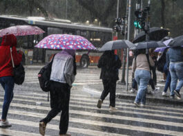 Inmet prevê chuvas durante toda a semana, não só no Natal; Há acúmulos de chuva que podem ultrapassar 80 mm na faixa compreendida entre o Amazonas, regiões Centro-oeste e Sudeste