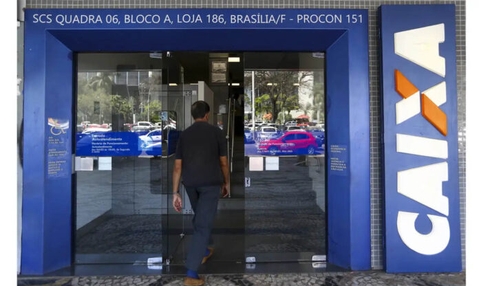 Em razão da festa de Ano Novo, 30 de dezembro será o último dia útil do ano para atendimento presencial ao público nos bancos