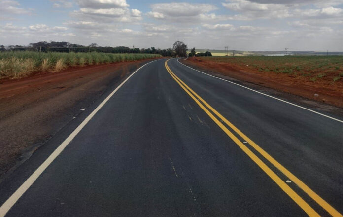 Sem Título-17 Órgão informou ter eliminado 91 pontos críticos em trechos pavimentados e não pavimentados da malha estadual no período; DER-MG diz ter investido R$1,8 bilhão em melhorias