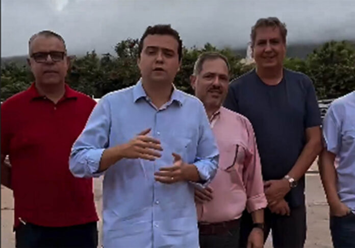 Sem Título-7 Novo prefeito quer diálogo com a companhia para resolver de vez situação precária de abastecimento de água para parte dos moradores de Conceição