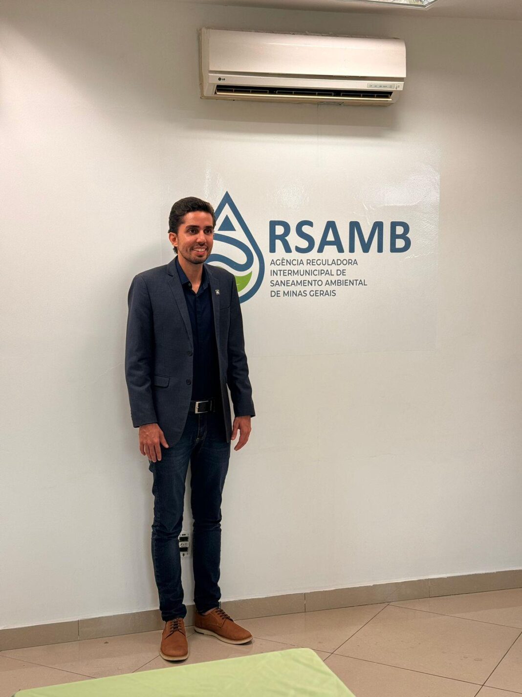 Além de Gustavo Nunes, o prefeito Francisco de Paulo Freitas, de Santana do Manhuaçu, foi escolhido para assumir a vice-presidência da Agência, enquanto o prefeito Fernando Rolla, de São Domingos do Prata, ocupará o cargo de 2º vice-presidente