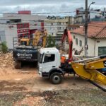 Antes da demolição, equipes da Prefeitura de Itabira removeram móveis, quadros e outros pertences do casarão. Todo o material foi cuidadosamente catalogado e guardado pela Secretaria Municipal de Desenvolvimento Urbano para preservação