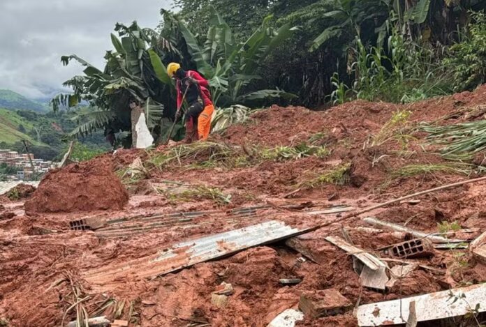 ipatinga-desabamentos (1) Tempestade em Ipatinga deixou 10 mortos e impactou 85 mil pessoas; cidade busca ajuda federal e estadual para recuperação