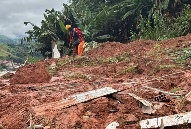 Tempestade em Ipatinga deixou 10 mortos e impactou 85 mil pessoas; cidade busca ajuda federal e estadual para recuperação
