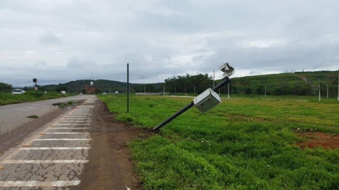 O radar, que deverá começar a operar até o final de janeiro, após a aferição do INMETRO, foi instalado com a intenção de aumentar a segurança na BR-458, especialmente após o aumento de acidentes nesta área