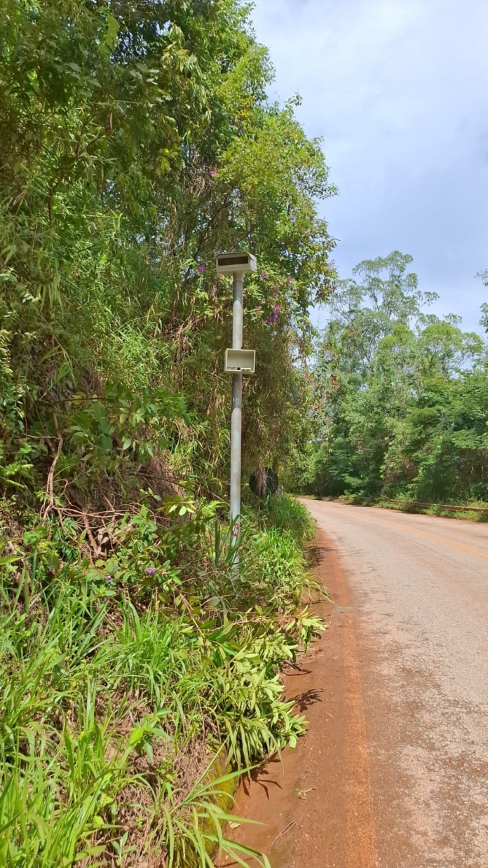 Em parceria com o Departamento de Estradas de Rodagem de Minas Gerais (DER-MG), 10 novos radares foram instalados pela mineradora Anglo American em trecho da rodovia entre os municípios de Conceição do Mato Dentro e Serro (MG)