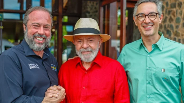 lula-vale-14fev2025-848x477 Durante um evento realizado em Parauapebas, no Pará, a mineradora Vale revelou um investimento de R$ 70 bilhões para ampliar a extração de ferro e cobre em Carajás, um dos maiores projetos da empresa