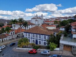 Ambientalistas e moradores de Diamantina temem que o Projeto Mosquito seja apenas o primeiro passo de uma expansão minerária descontrolada na região