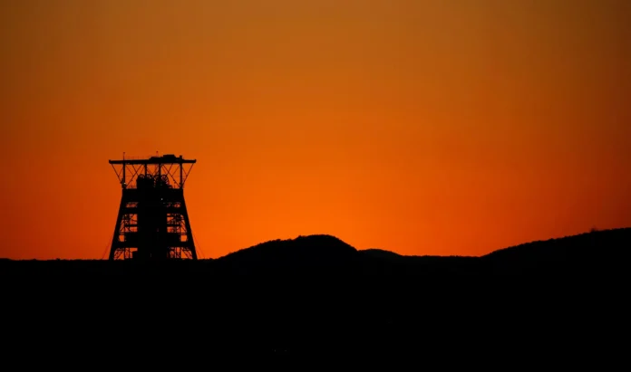 Com baixas contábeis, Anglo American sofre prejuízo além do esperado em 2024. CEO se pronuncia.