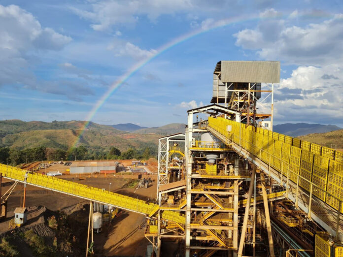 O reconhecimento da Gerdau foi obtido após uma rigorosa análise baseada em cerca de 400 requisitos distribuídos em quatro princípios essenciais: integridade corporativa, planejamento para legados positivos, responsabilidade social e responsabilidade ambiental