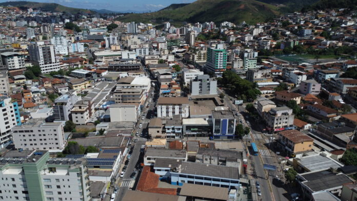 DCIM100MEDIADJI_0389.JPG Para muitas famílias, o recurso do 13° salário representa fôlego financeiro extra para quitar dívidas, reforçar o orçamento e impulsionar o consumo no município