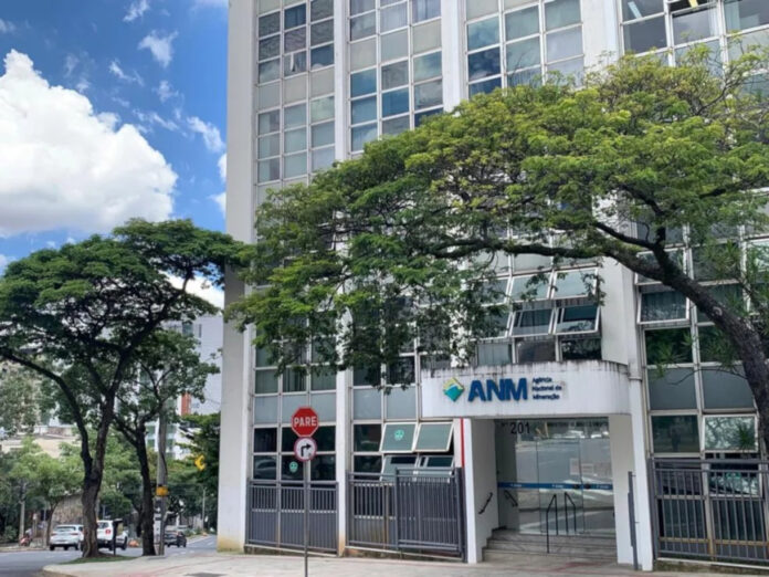 Fachada ANM A AMIG Brasil – Associação Brasileira dos Municípios Mineradores mobilizou as prefeituras para que revisem atentamente os dados divulgados pela ANM da CFEM