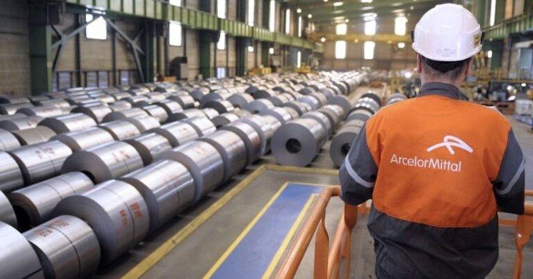Exportações e vendas internas impulsionam desempenho operacional da ArcelorMittal Brasil, mesmo com queda no lucro líquido e aumento da concorrência externa