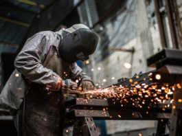 ArcelorMittal alerta que importação desleal cresceu 29% e ameaça o futuro da indústria do aço no Brasil