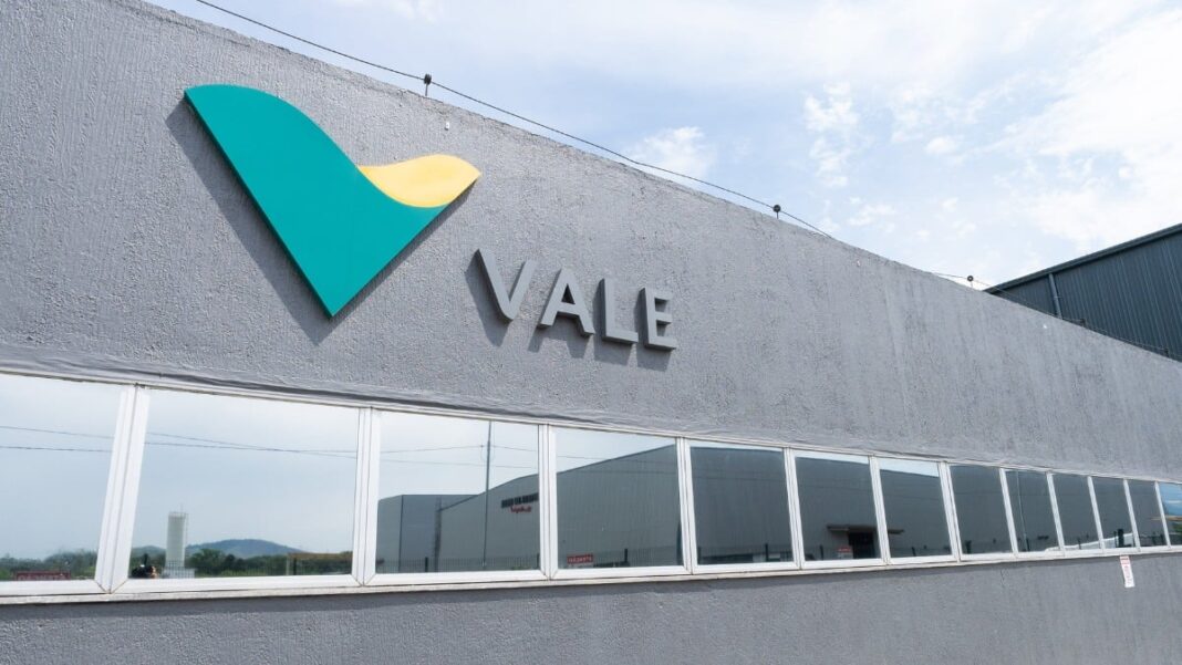 vale-itabira-mina Dois trabalhadores que atuaram nas minas Cauê, Conceição, Dois Córregos e Periquito, no complexo minerário da Vale, em Itabira (MG), deverão receber o adicional de periculosidade de 30% sobre o salário-base