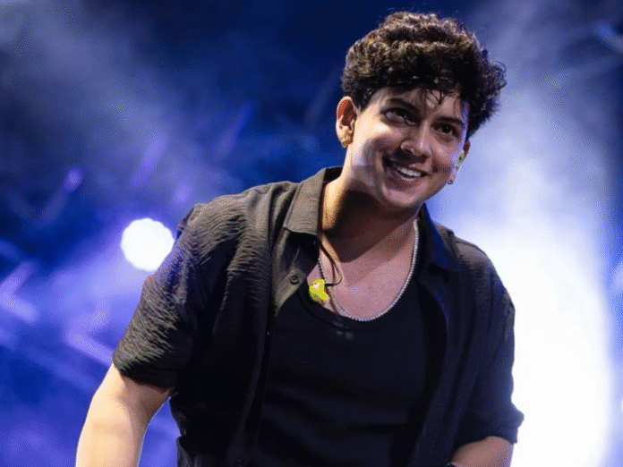 Léo Foguete Léo Foguete é atração confirmada na Festa do Peão de Boiadeiro em Conceição do Mato Dentro.