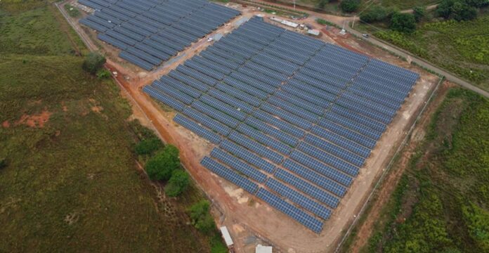 WhatsApp Image 2025-06-17 at 12.05.52 Essas novas unidades terão uma capacidade instalada semelhante à da usina já inaugurada e prometem incrementar a oferta de energia solar limpa no estado, com potencial para atender até 5 mil residências.
