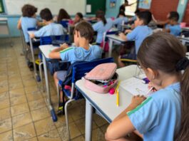 No Edital de Convocação nº 06/2025, foram chamados candidatos para os cargos de assistente da Educação Infantil e assistente da Educação Básica, devido ao afastamento de servidores efetivos por questões de saúde ou licença