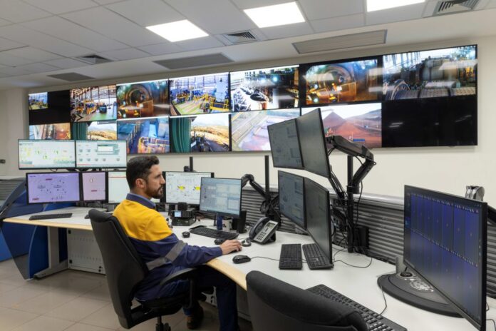 samarco Com cerca de três meses de funcionamento, a nova tecnologia permite que mais de 40 parâmetros operacionais sejam monitorados automaticamente em unidades estratégicas da Samarco