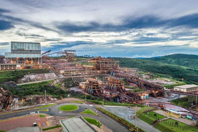 O Ebitda subjacente da Anglo - medida preferida da empresa - recuou 20% na mesma comparação, a US$ 3 bilhões