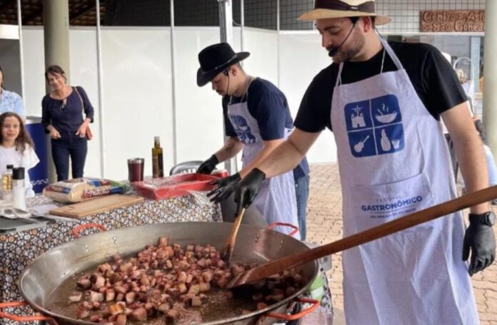 O Festival será realizado de 9 a 24 de agosto de 2025 e visa valorizar a cultura gastronômica local e impulsionar o turismo.
