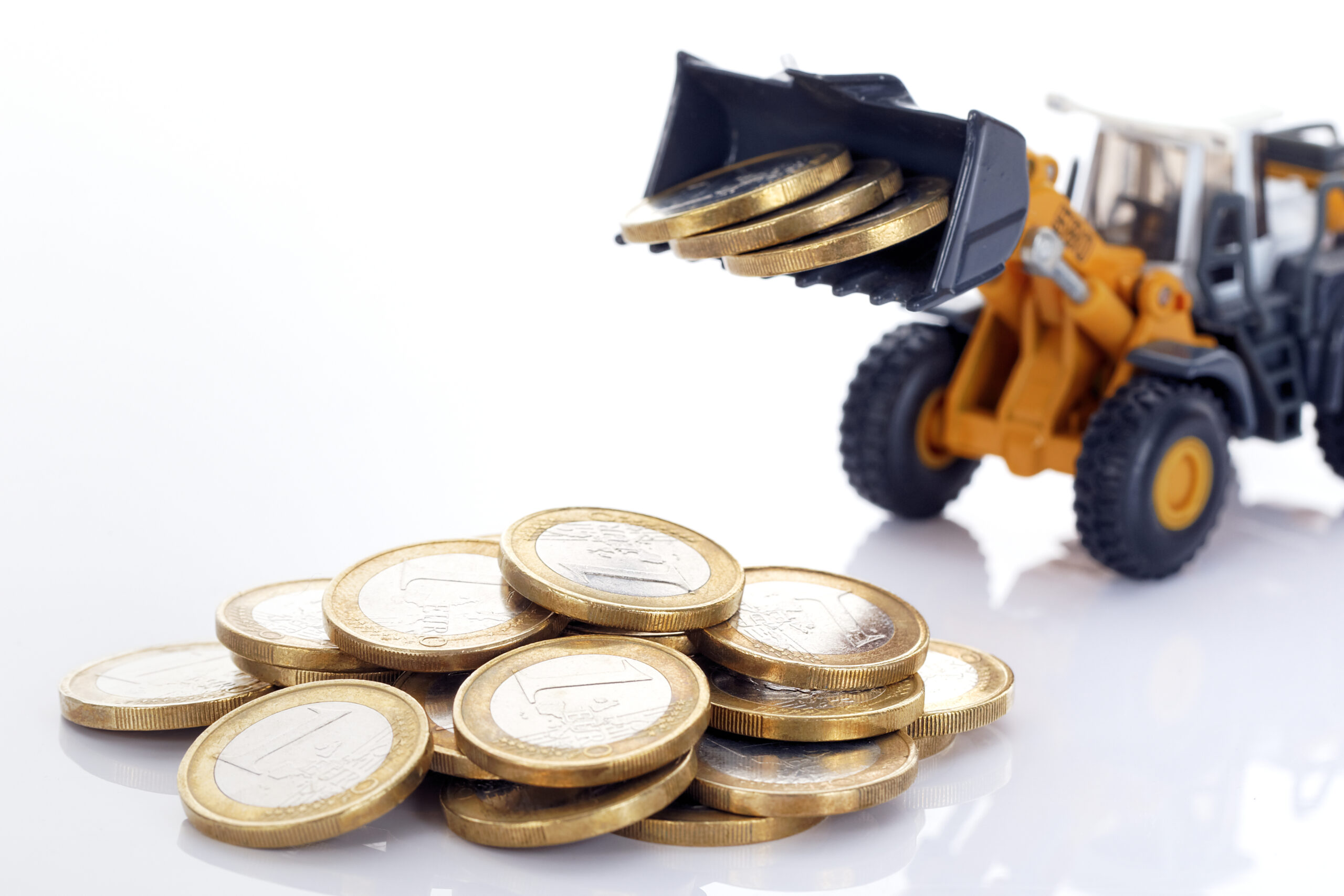 coins and loader Com os riscos de um impacto financeiro significativo, a proposta da missão visa não apenas discutir a tarifa, mas também buscar alternativas que minimizem os prejuízos, que podem alcançar cifras bilionárias no setor de mineração