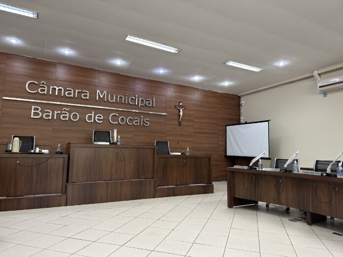 O evento contará com a presença de autoridades importantes, incluindo membros do secretariado municipal, a promotora de Justiça, e representantes de diversas associações de bairros de Barão de Cocais para discutir o impacto das mineradoras