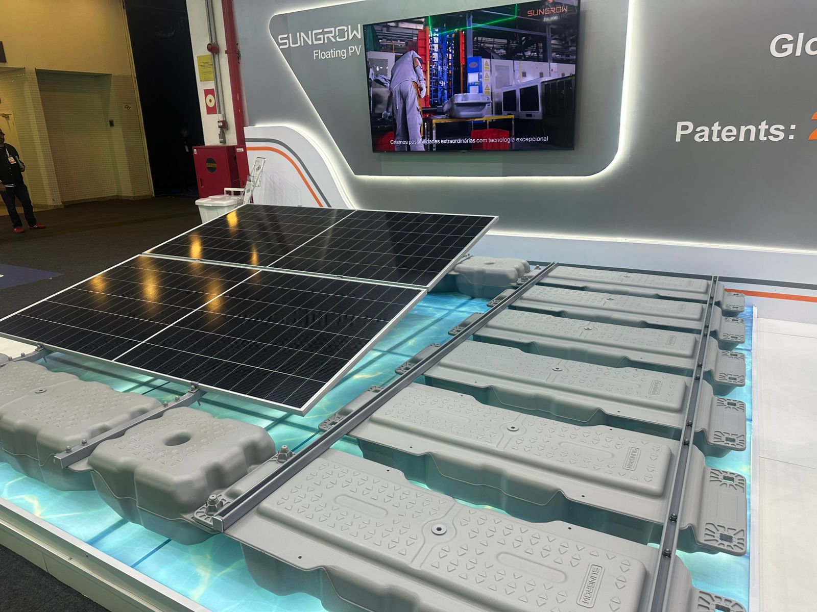 Brumadinho recebe workshop internacional com foco em energia solar flutuante e sustentabilidade na mineração