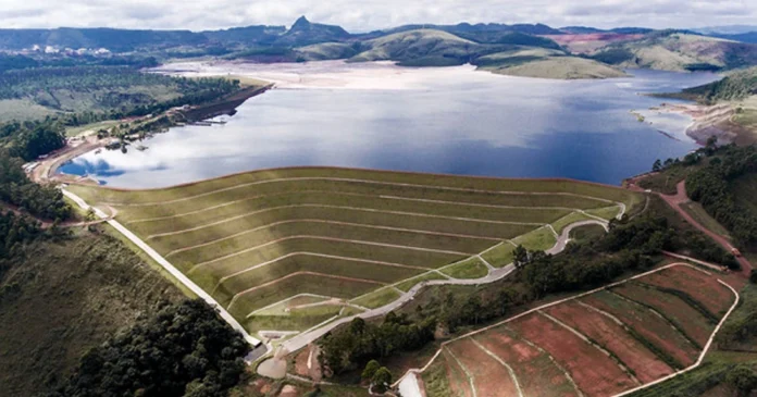 barragens-vale A Vale já havia eliminado 13 barragens desse tipo, e a meta agora é alcançar a descaracterização de todas as 30 barragens até 2035