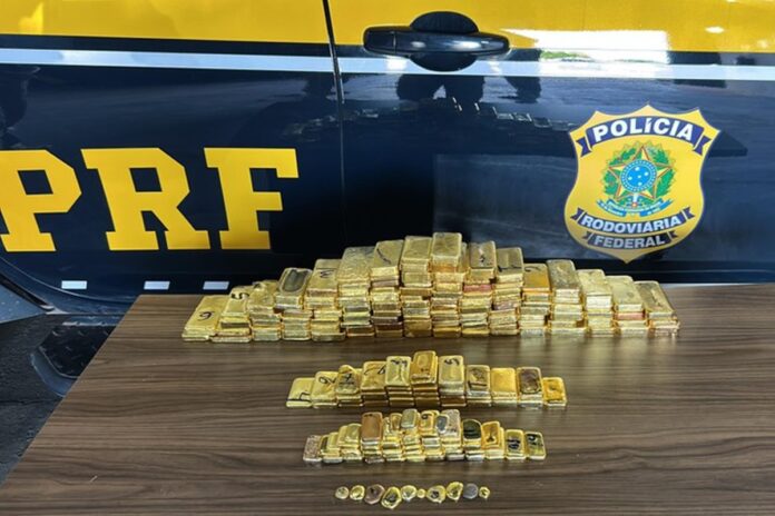 Quando se trata de apreensões de ouro, o processo é bem diferente do que acontece com outros tipos de contrabando, como drogas, que são incineradas logo após a apreensão