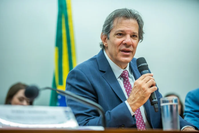 O Brasil segue sendo um dos maiores detentores de terras raras, que são vitais para a indústria de alta tecnologia e pode usar esses recursos para abaixar as taxas de exportação imposta pelos EUA