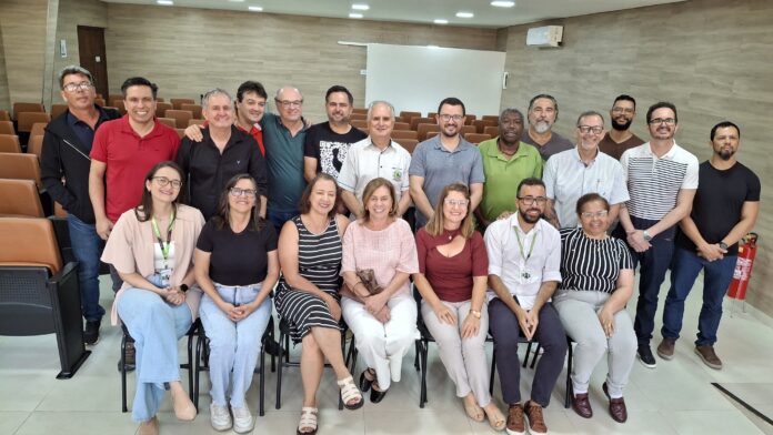 IFMG (1) João Monlevade inicia as obras do campus do IFMG, que oferecerá cursos técnicos em Desenvolvimento de Sistemas e Planejamento e Controle da Produção, ampliando as oportunidades educacionais e transformando vidas na cidade