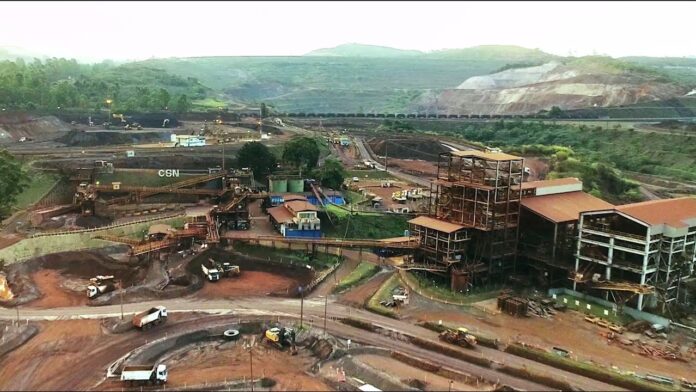 Impasse jurídico e atraso ambiental travam expansão da CSN Mineração e deixam população entre incertezas econômicas e cobrança por responsabilidade