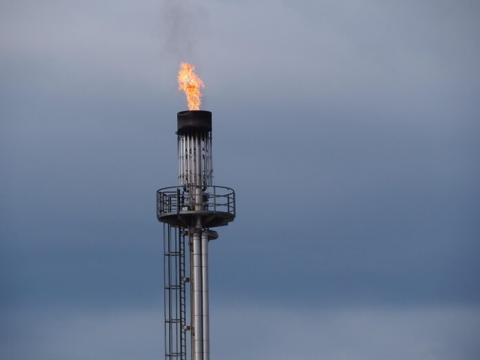 A CSN foi autorizada pela ANP a atuar na comercialização de gás natural, ampliando sua presença no setor energético e buscando reduzir custos de produção de aço e emissões de gases poluentes