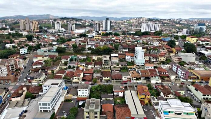 itabira1 No feriado da quinta-feira, o comércio ficará fechado, exceto para estabelecimentos que comercializam itens considerados essenciais.