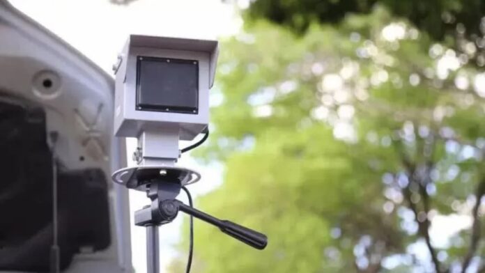 IMG_5026 Com um investimento de R$ 32 milhões, o Governo de Minas planeja instalar novos radares de fiscalização de velocidade em rodovias estaduais de nove municípios, reforçando a segurança viária e modernizando o monitoramento eletrônico do trânsito.