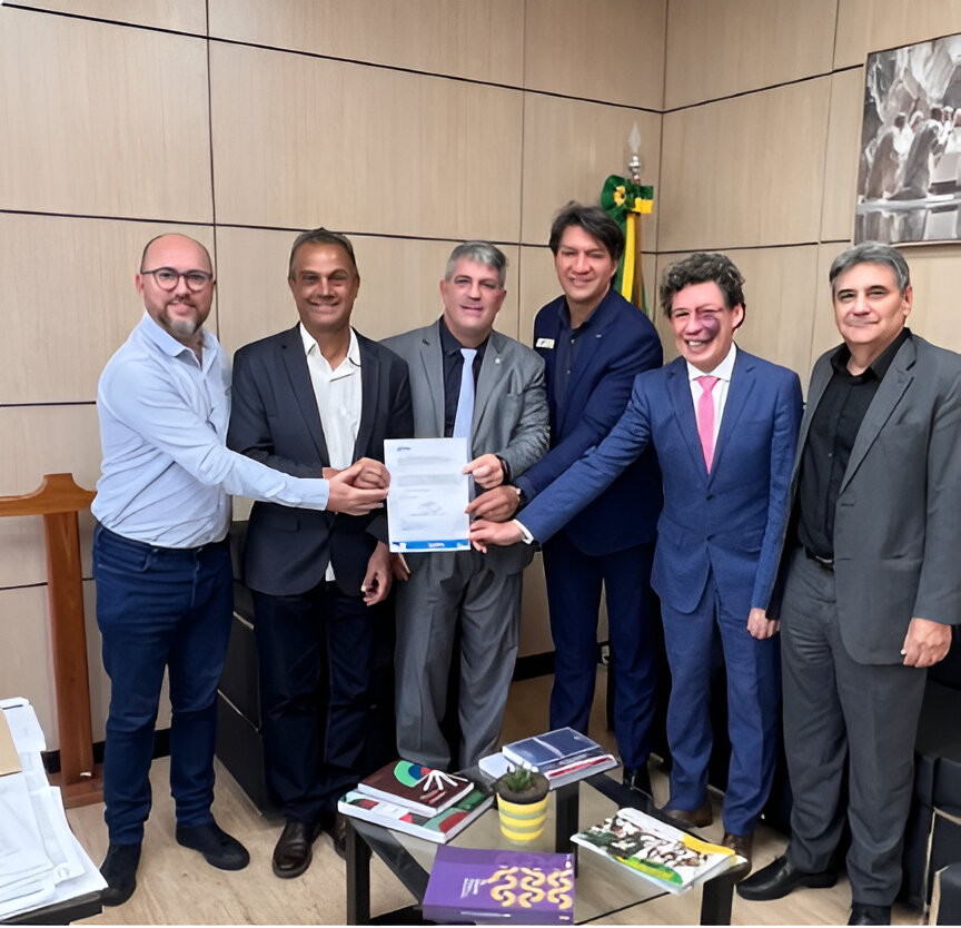 Prefeitura de Barão de Cocais solicita instalação de unidade do IFMG para oferecer cursos técnicos e ampliar a qualificação profissional local. Encontro com o MEC discute parcerias para o desenvolvimento educacional.