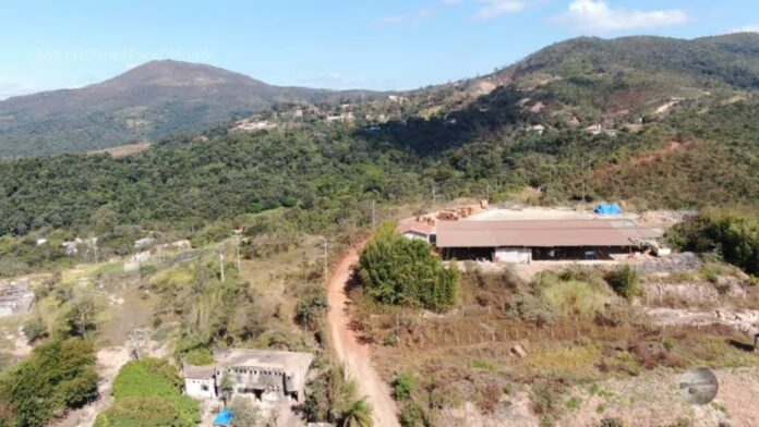 Após anos de impasse, acordo entre TCU, TRF e a Prefeitura de Belo Horizonte define a remoção de 300 famílias da Vila da Luz para viabilizar a duplicação da BR-381, importante projeto de infraestrutura da Região Metropolitana de BH