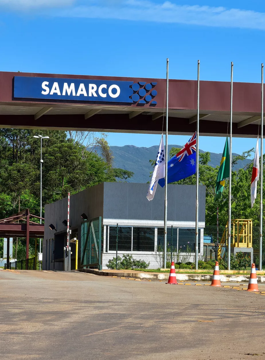 ANM decide manter cobrança de R$ 857 milhões da Samarco por CFEM em Minas Gerais, após disputa sobre operações em Mariana e Ouro Preto