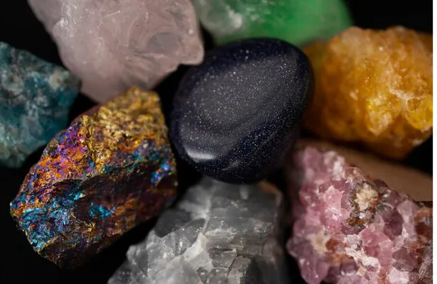 A AMC, associação formada por mineradoras menores, lança nova iniciativa para apoiar a exploração de minerais críticos no Brasil, focando na transição energética e sustentabilidade
